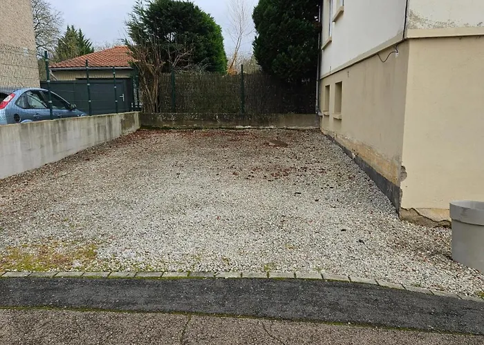 Avec Balcon A Metz, 82 M², 4 Personnes Mety